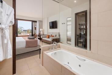 Отель Barcelo Tenerife Royal Level