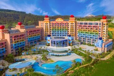 هتل Dolphin Bay