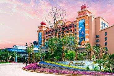 هتل Dolphin Bay