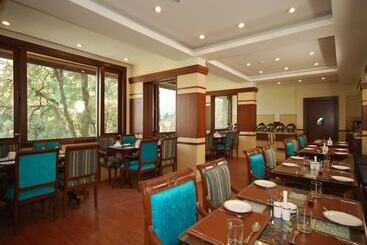 هتل Madhuban Sarovar Portico Mussoorie