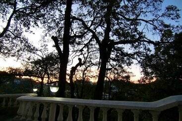 هتل Madhuban Sarovar Portico Mussoorie