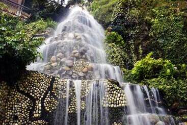 هتل Madhuban Sarovar Portico Mussoorie