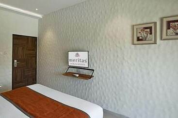 هتل Meritas Adore Resort Lonavala