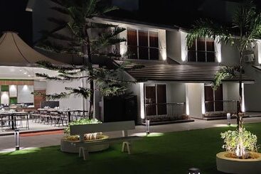 هتل Meritas Adore Resort Lonavala