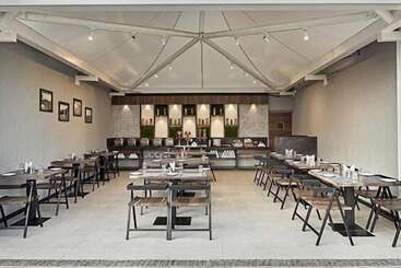 هتل Meritas Adore Resort Lonavala