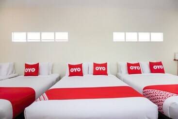 هتل Oyo 606 Baan Suansabai Pleanpanmai Resort Amphawa