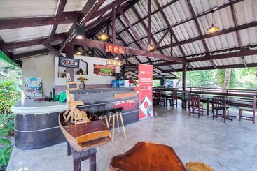 هتل Oyo 606 Baan Suansabai Pleanpanmai Resort Amphawa