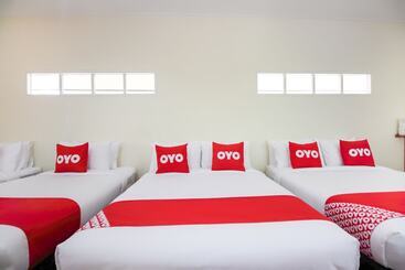 هتل Oyo 606 Baan Suansabai Pleanpanmai Resort Amphawa