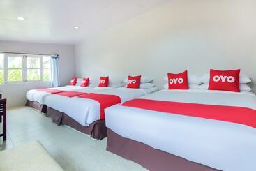 هتل Oyo 606 Baan Suansabai Pleanpanmai Resort Amphawa