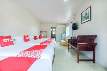 هتل Oyo 606 Baan Suansabai Pleanpanmai Resort Amphawa