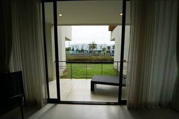 هتل Serene Phla Resort And Restaurant