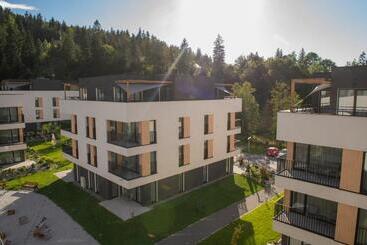 هتل Vislow Resort