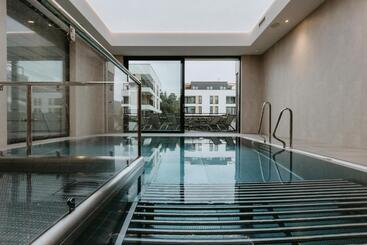 هتل Vislow Resort