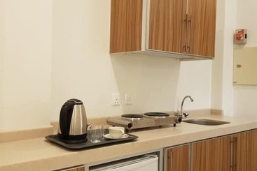 Spar Furnished