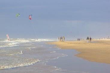هاستل Beach Hotel Katwijk