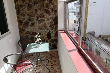 Alcaravaneras Hostel