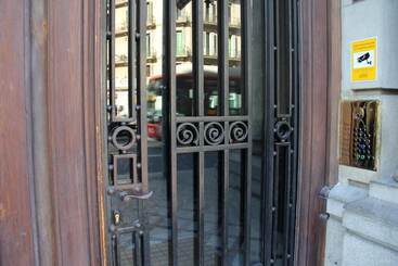 Alternative Creative Youth Hostel Barcelona