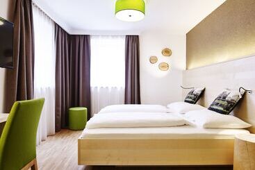 Das Grüne Hotel Zur Post   100 % Bio
