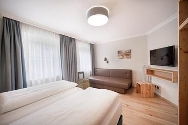 Das Grüne Hotel Zur Post   100 % Bio