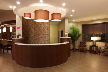هتل Best Western Premier Bryan College Station