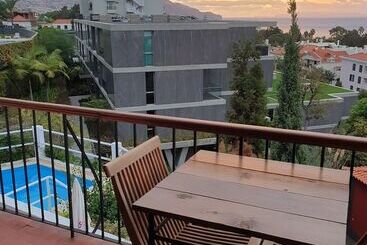 هتل Guesthouse Vila Lusitania