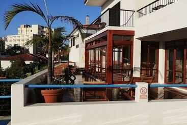 هتل Guesthouse Vila Lusitania