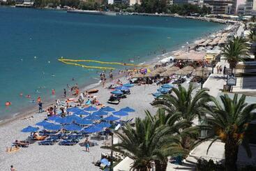 هتل Mantas Seaside Boutique