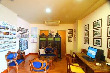هتل Mantas Seaside Boutique