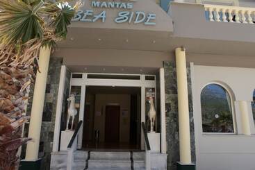 هتل Mantas Seaside Boutique
