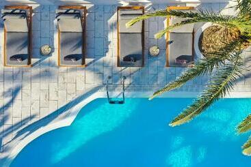 Strogili Hotel   Adults Only