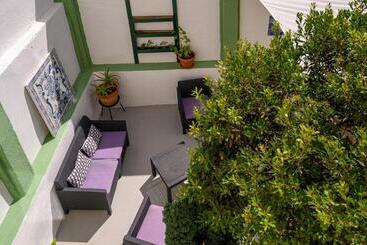 هتل Terrace Lisbon Hostel