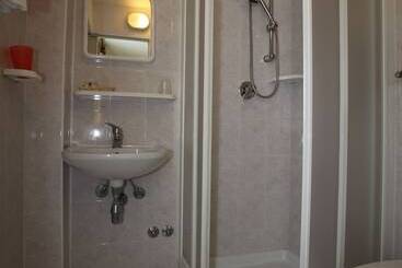 هتل Tres Jolie B&b