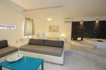 Nectarios Villa   Studios & Suites Adults Only