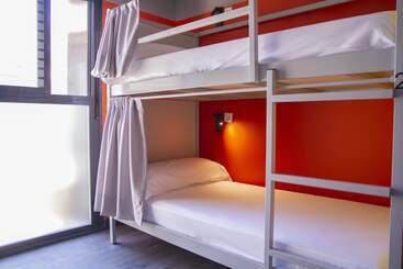 Room00 Valencia Hostel