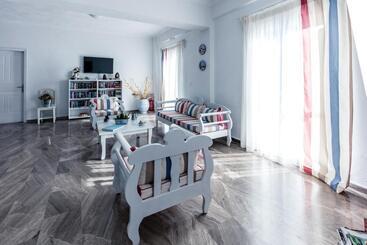 Selini ηotel