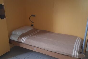 Seven Hostel & Rooms