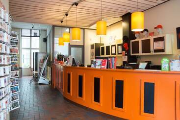 Stayokay Amsterdam Stadsdoelen   Hostel
