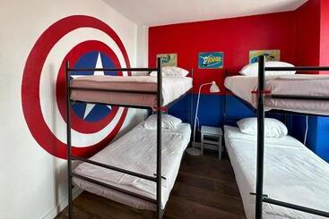 The Flying Pig Beach Hostel