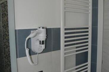 تختخواب و صبحانه Residence Vazzieri