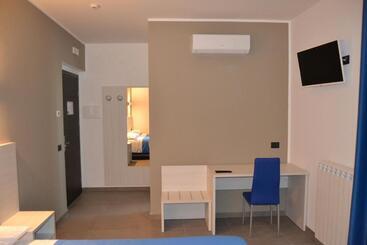 تختخواب و صبحانه Residence Vazzieri