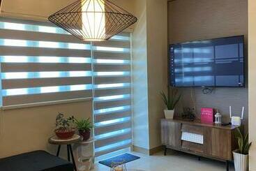 2 Br Corner Executive Suite At Lafayette Park Square Megaworld Blvd Unit 5h