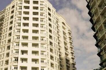 2 Br Corner Executive Suite At Lafayette Park Square Megaworld Blvd Unit 5h