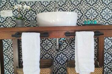 Olive Tree Bed And Breakfast