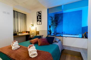 پانسیون Mc Suite Relax