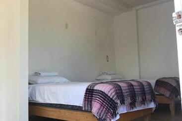 پانسیون Susu’z Village Hostel And Rooms