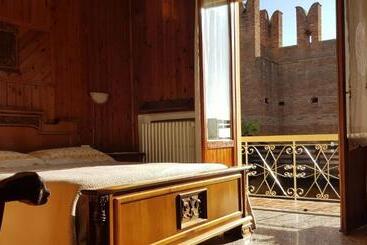 تختخواب و صبحانه Cà La Terrazza