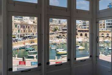 The Rose Hostel