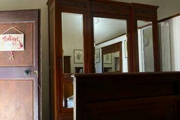 تختخواب و صبحانه Il Cortile Di Greta