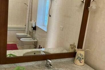 تختخواب و صبحانه Il Cortile Di Greta