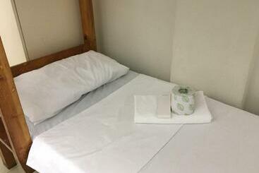 Nearest Hostel Pasay City By Reddoorz